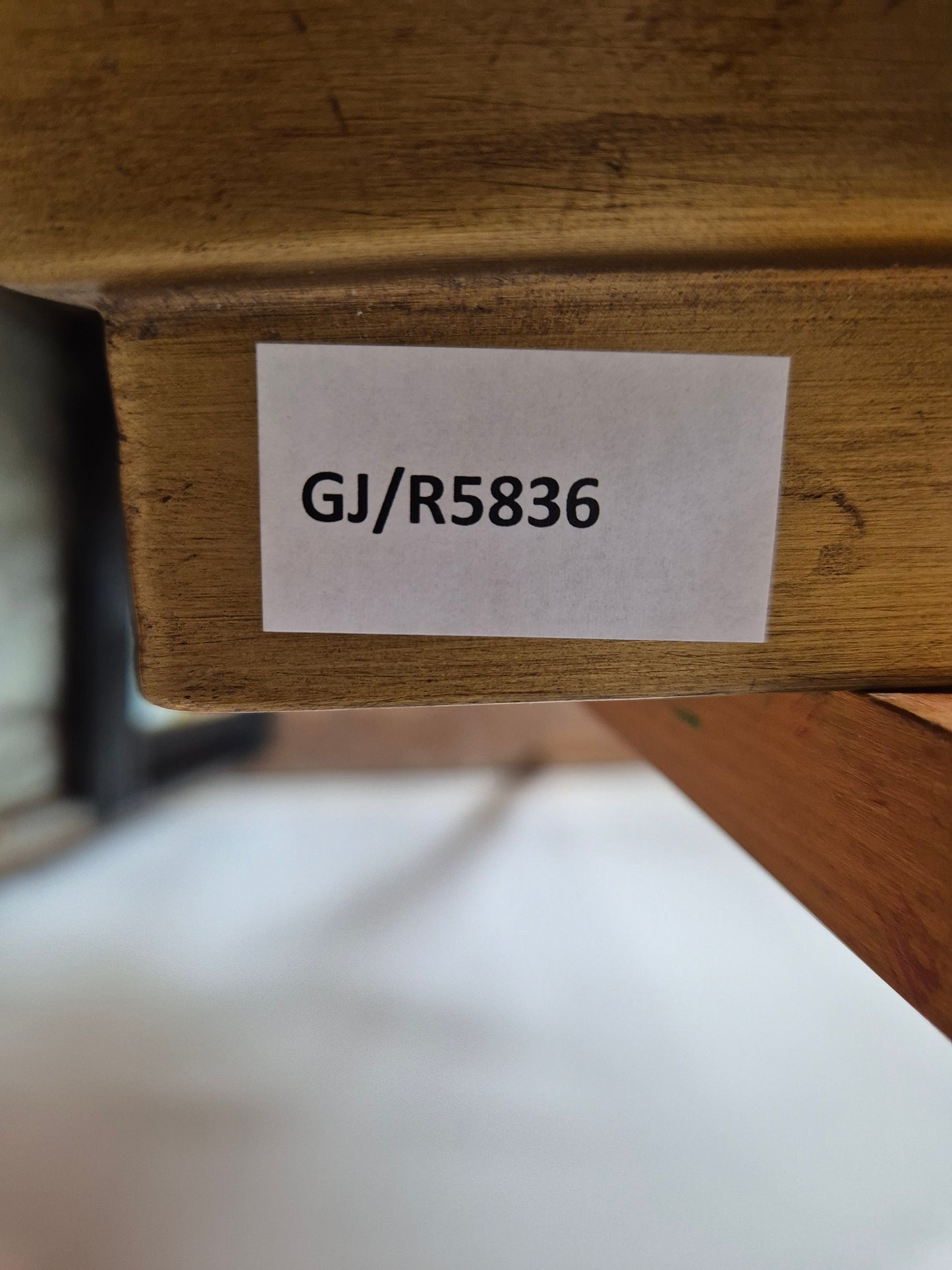 Europäische Schule (XX) Ölgemälde Flussufer mit Brücke und Personen