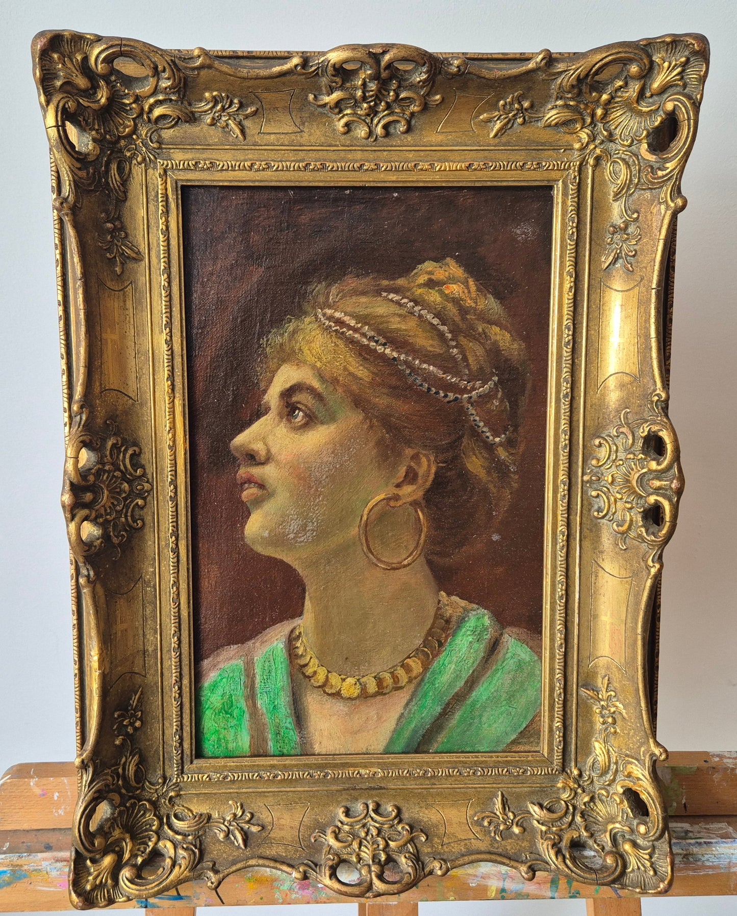 Ölgemälde seitliches Portrait einer Frau mit Schmuck Gerahmt 52x42cm
