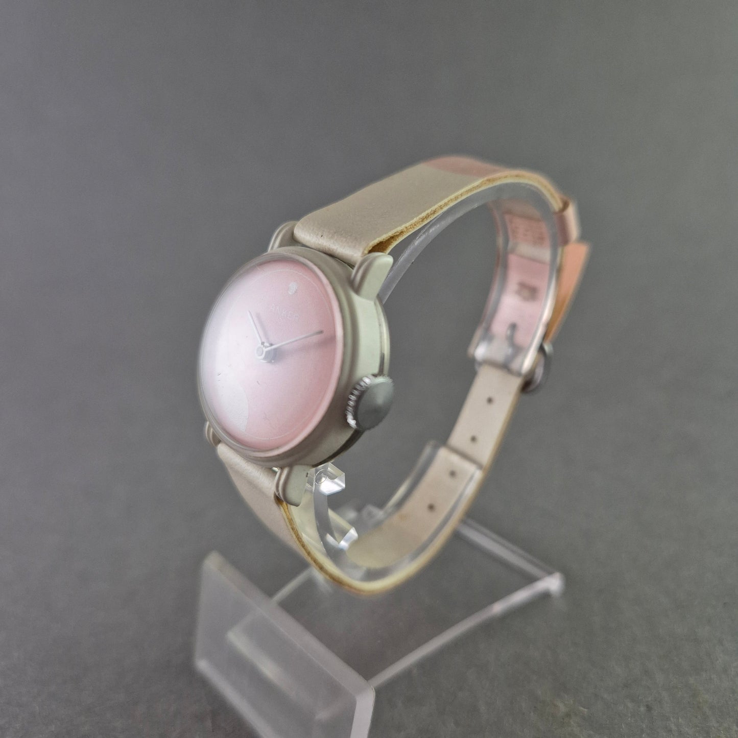 Vintage Anker Damenarmbanduhr – Zartes Rosé für stilvolle Akzente