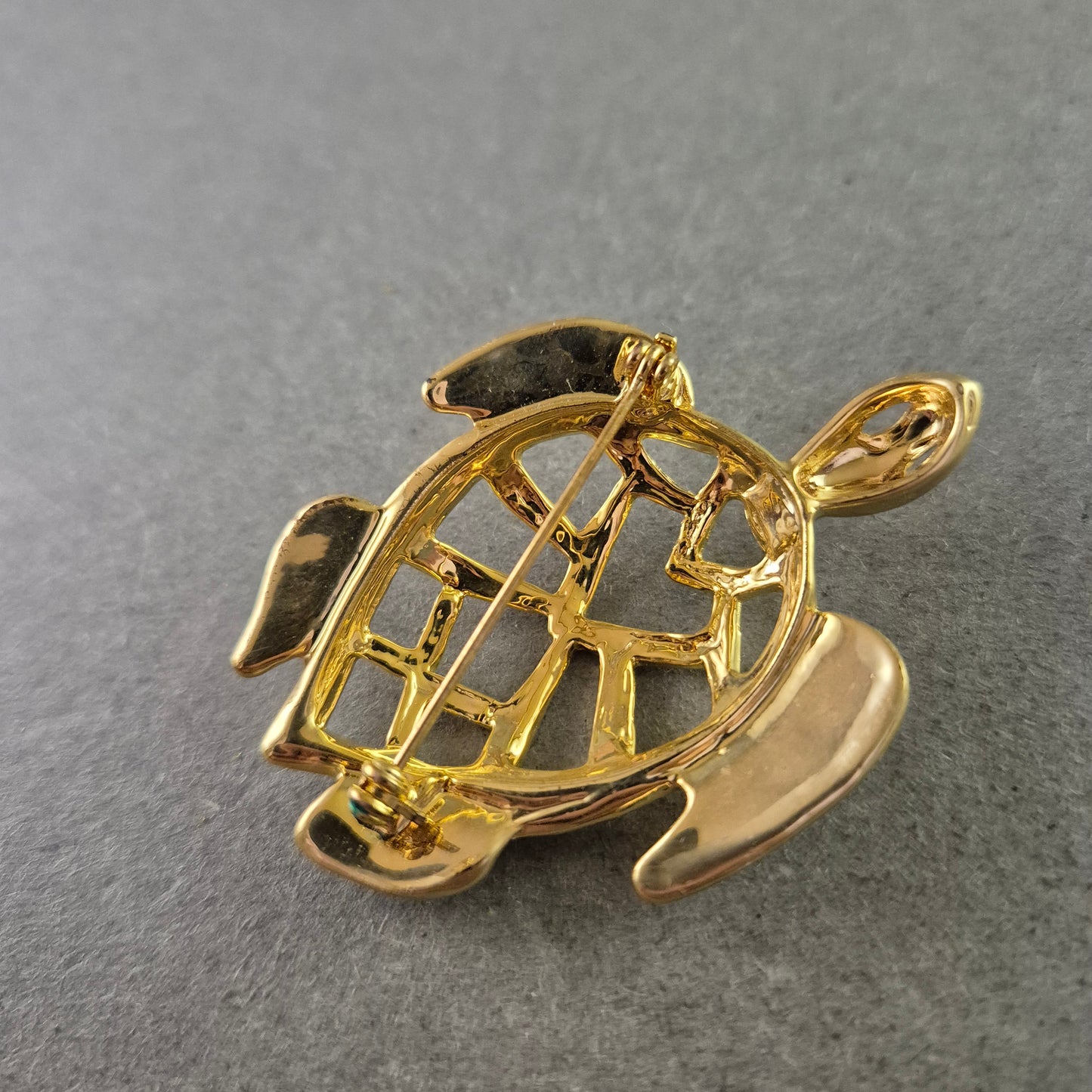 Deko-Brosche in Schildkrötenform – Stilvoller Vintage-Look