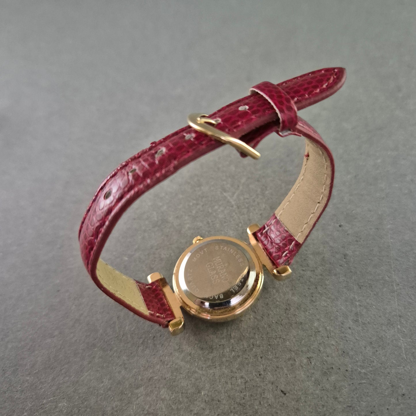 Murano Damenarmbanduhr mit Glasdekor – Italienisches Designhighlight