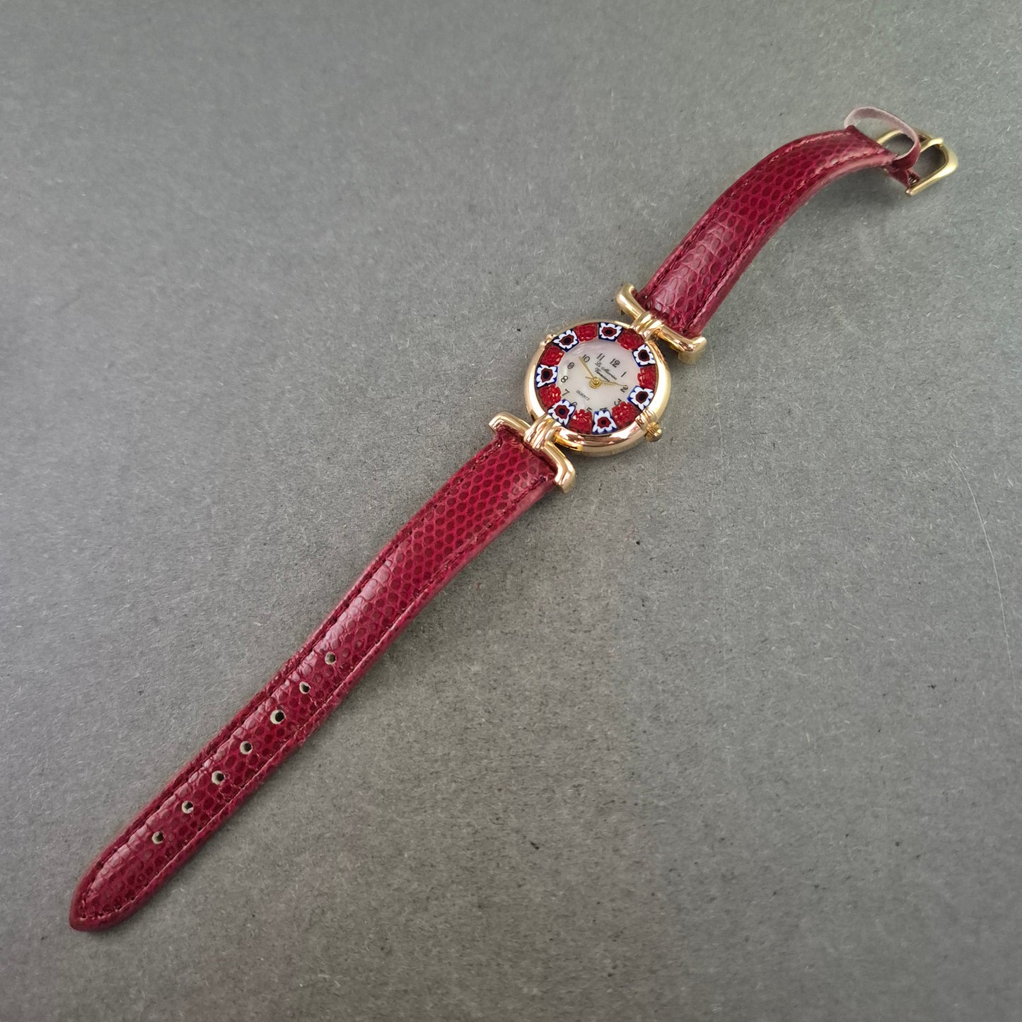 Murano Damenarmbanduhr mit Glasdekor – Italienisches Designhighlight