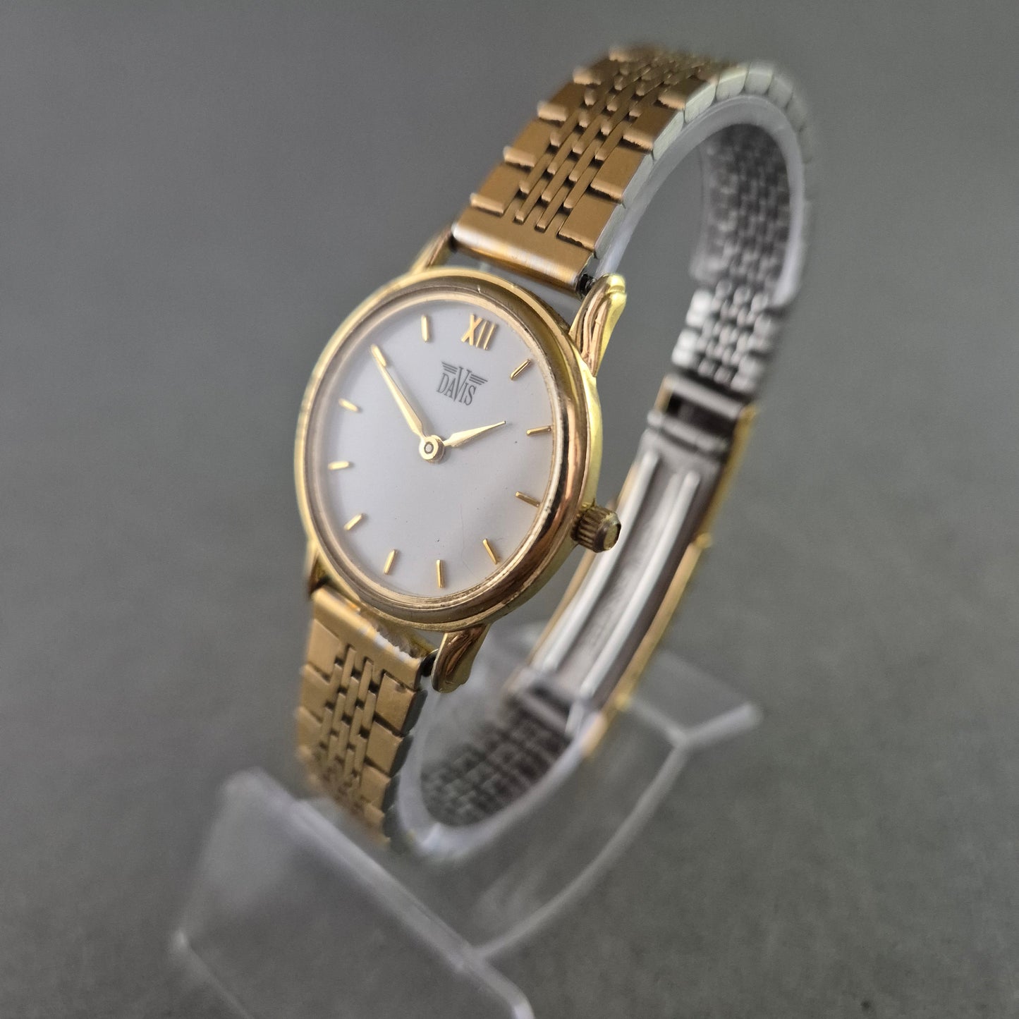 Davis Elegance Damenarmbanduhr – Schlichtes Design mit Citizen-Verschluss