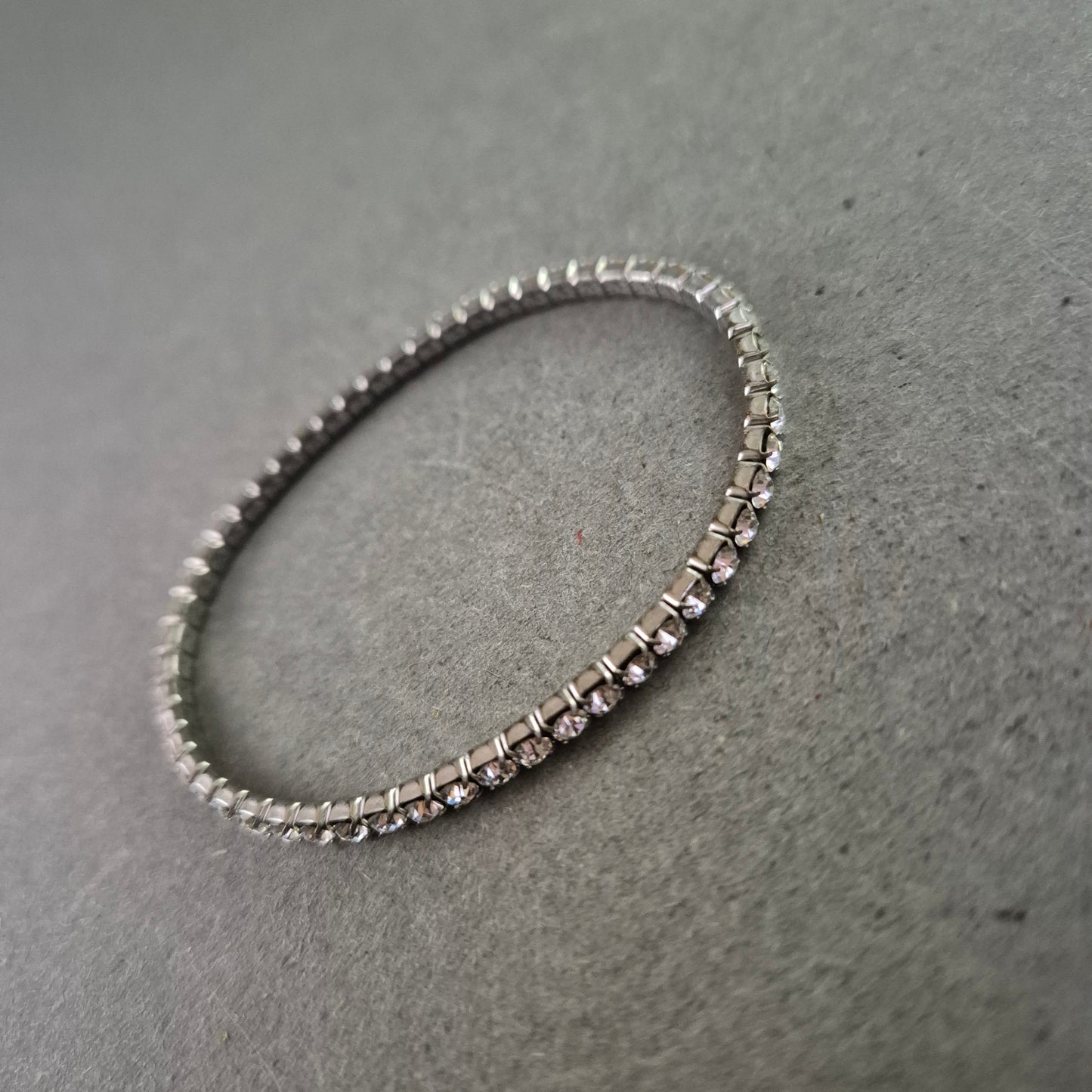 Elegantes Damen-Tennisarmband mit Strass – Zeitloser Modeschmuck