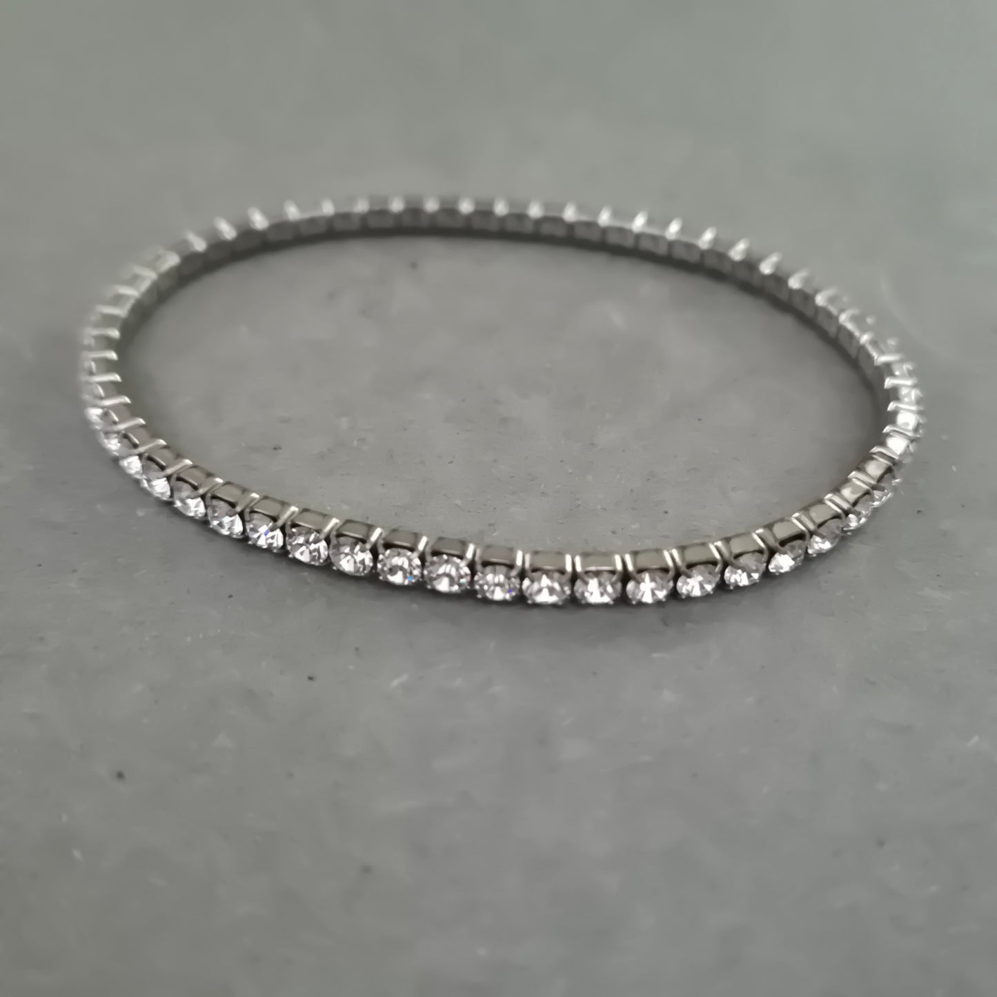 Elegantes Damen-Tennisarmband mit Strass – Zeitloser Modeschmuck