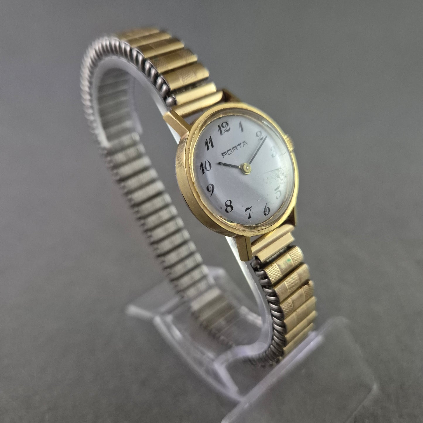 Vintage Damenarmbanduhr von Porta – Retro-Look mit Flexband