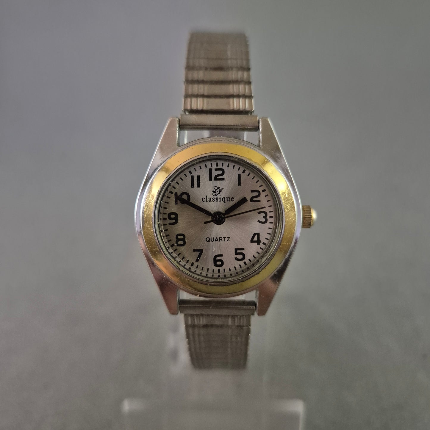 Damenarmbanduhr Classique mit Flexband – Silber-Goldener Klassiker