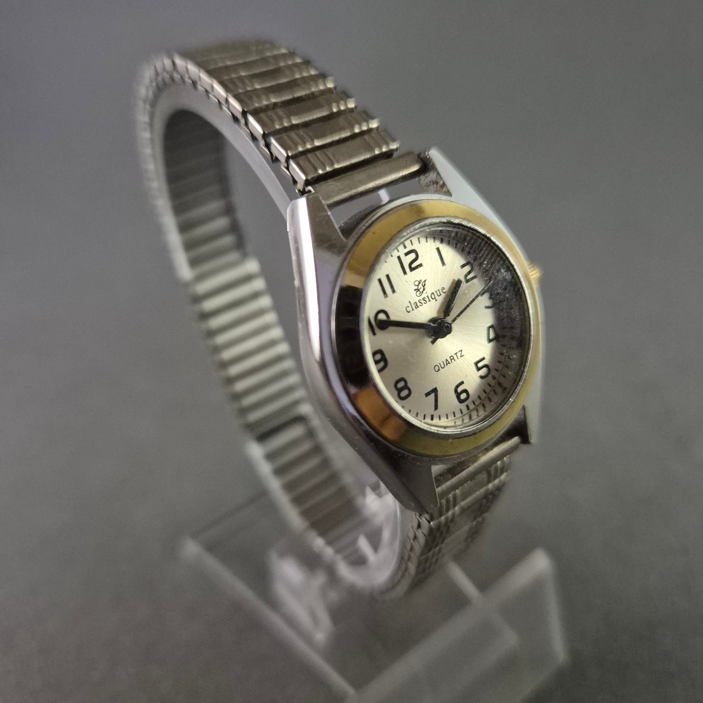 Damenarmbanduhr Classique mit Flexband – Silber-Goldener Klassiker