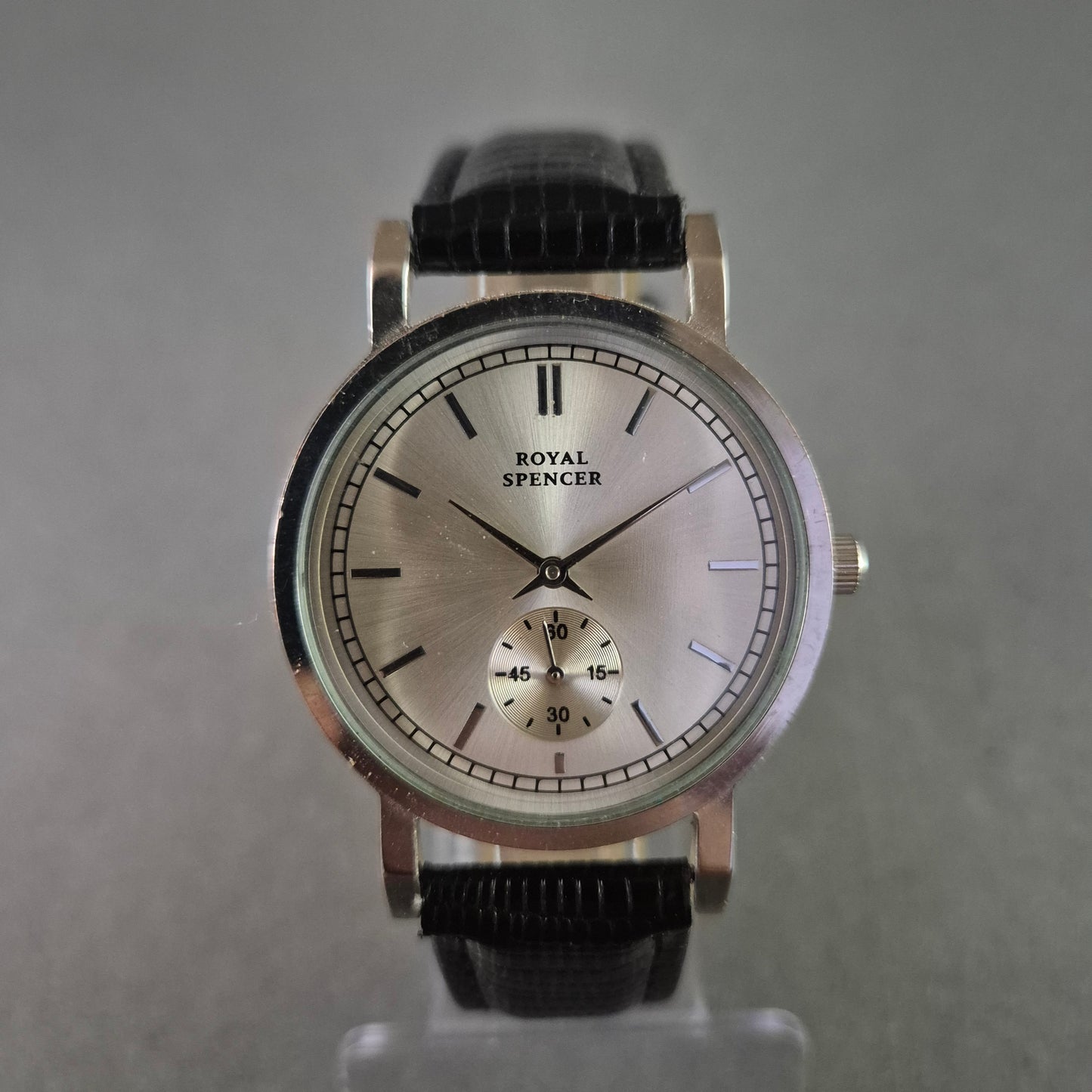 Royal Spencer Herrenarmbanduhr – Schlankes Design in Silberoptik