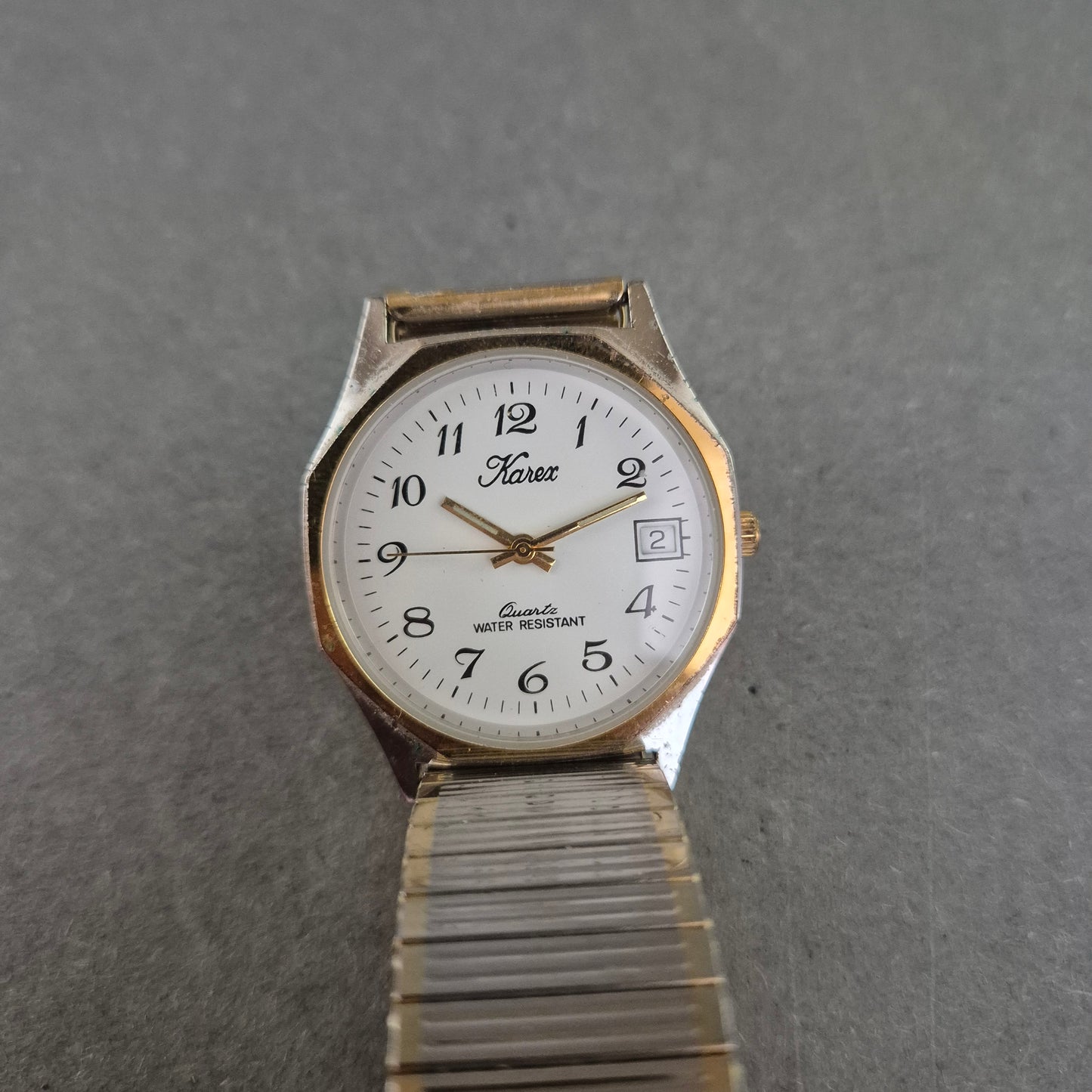 Karex Herrenarmbanduhr – Klassisches Design mit Flexband und Datumsanzeige