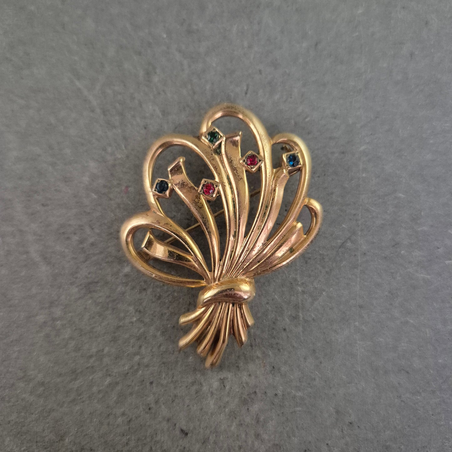 Vintage-Brosche „Blumenstrauß“ mit bunten Schmucksteinen