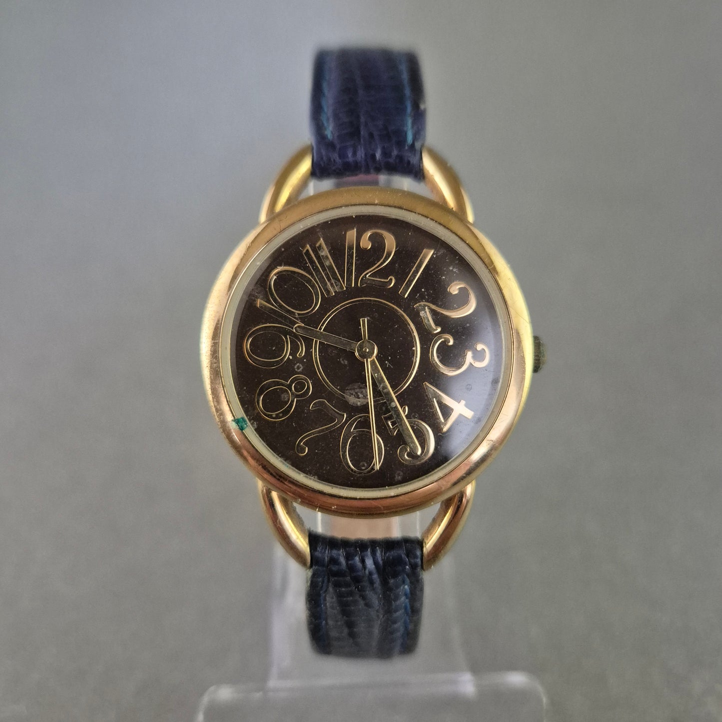 Bijou Brigitte Damenarmband Uhr – Verspieltes Zifferblatt im Retro-Look