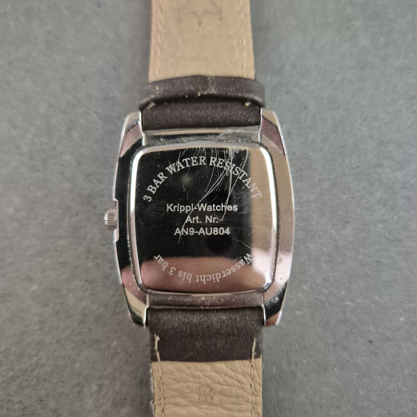 Ascot Herrenarmband Uhr – Rechteckiges Gehäuse mit XXL-Ziffern