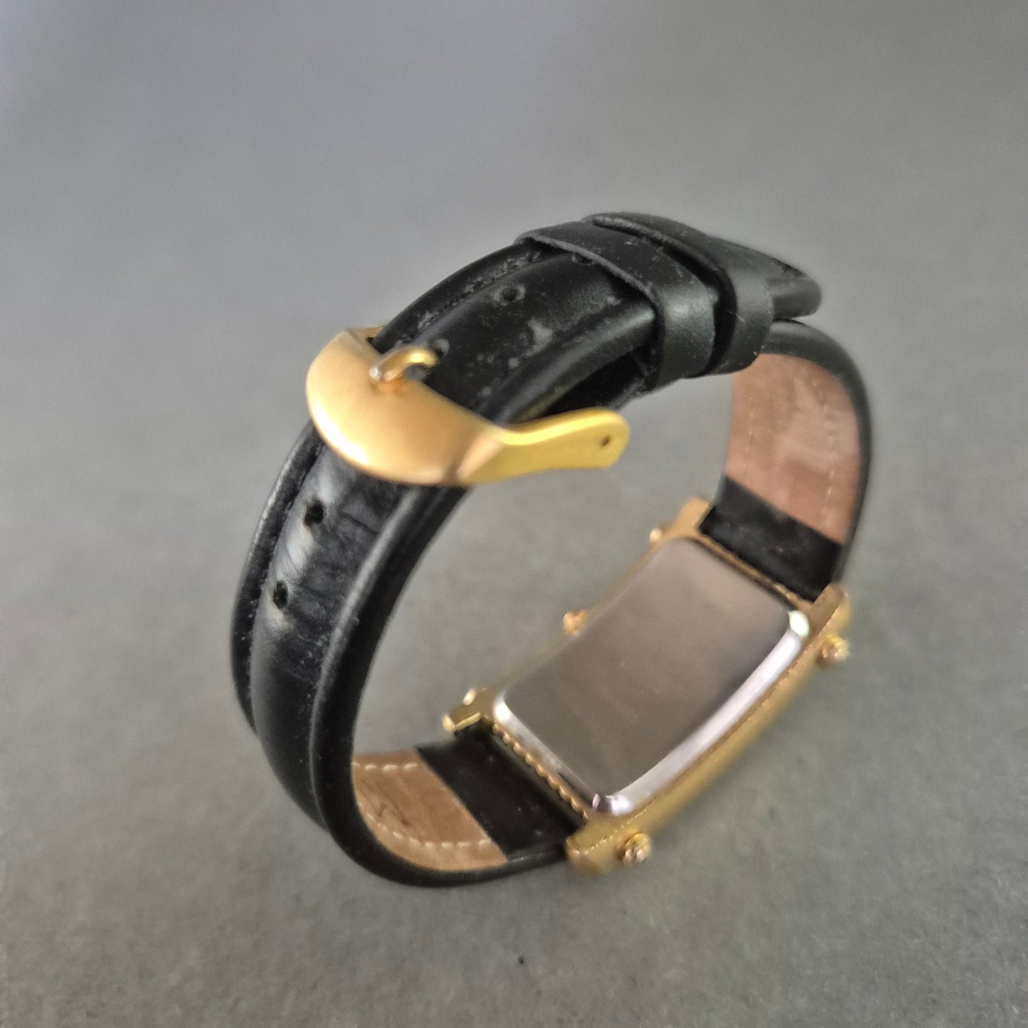 Fossil Damenarmband Uhr – Rechteckiges Gehäuse im Vintage-Stil