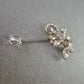 Elegante Brosche mit Strassblüten und Anhänger – Vintage-Chic in Silberoptik