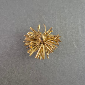 Auffällige Vintage Brosche in Sternblumen-Optik – Goldfarbenes Statement