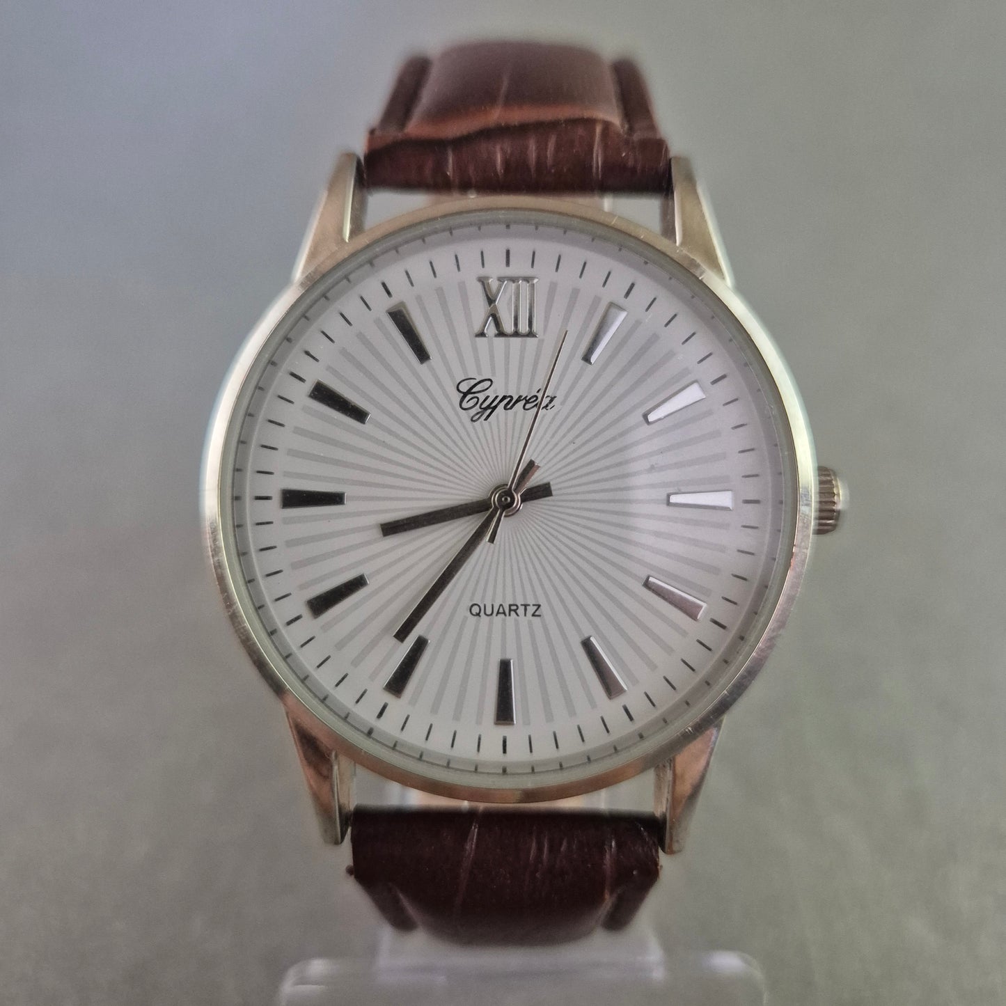 Stilvolle Cyprea Herrenarmbanduhr – Klassisch und zeitlos elegant