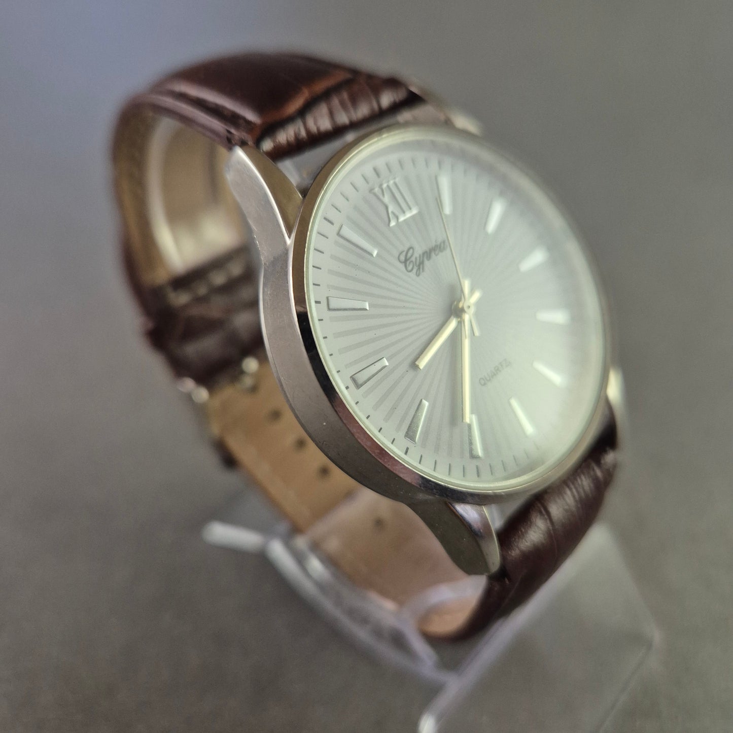 Stilvolle Cyprea Herrenarmbanduhr – Klassisch und zeitlos elegant