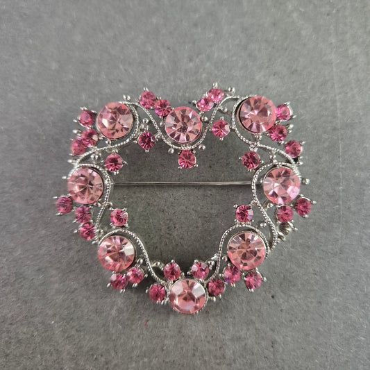 Herzförmige Vintage-Brosche mit rosa Strasssteinen – Glänzendes Highlight