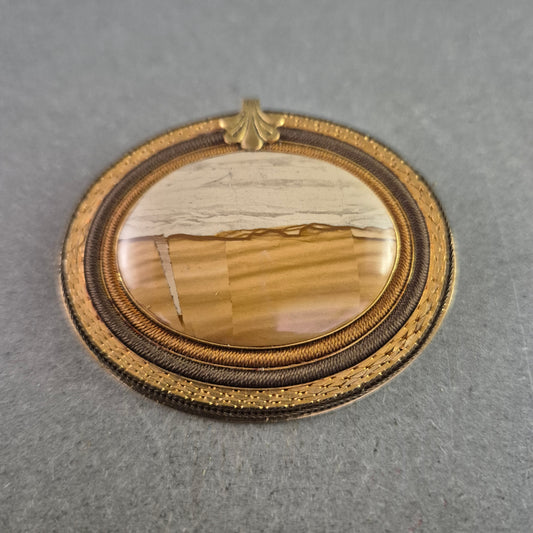 Signierte Langani Vintage-Brosche mit Naturstein – Eleganter Retro-Charme