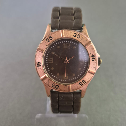 LBVYR Herrenarmband Uhr – Robustes Design mit sportlichem Charakter