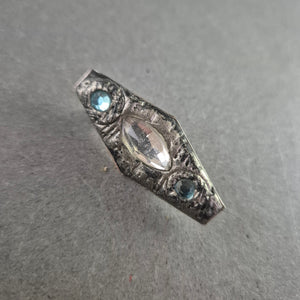 Vintage-Brosche im Art-déco-Stil – Silberfarben mit Glassteinen
