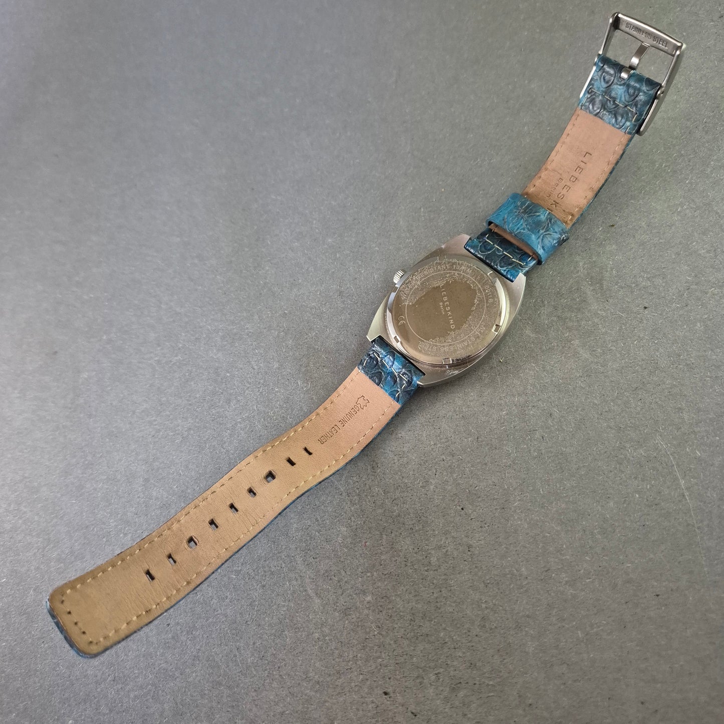 Liebeskind Damenarmband Uhr mit Kroko-Prägung – Stil trifft Farbe