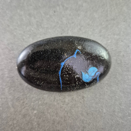 Handgefertigte Kunstharz-Brosche mit Katzensilhouette – Unikat-Look