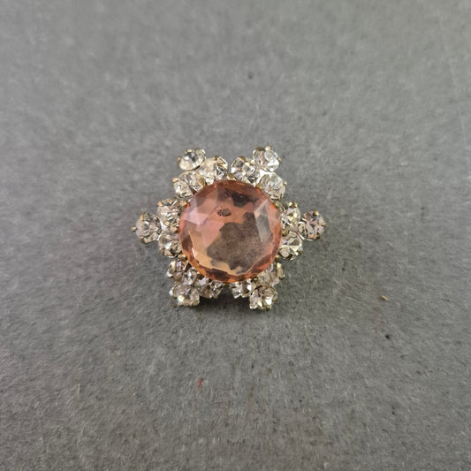 Funkelnde Vintage-Brosche mit roséfarbenem Mittelstein