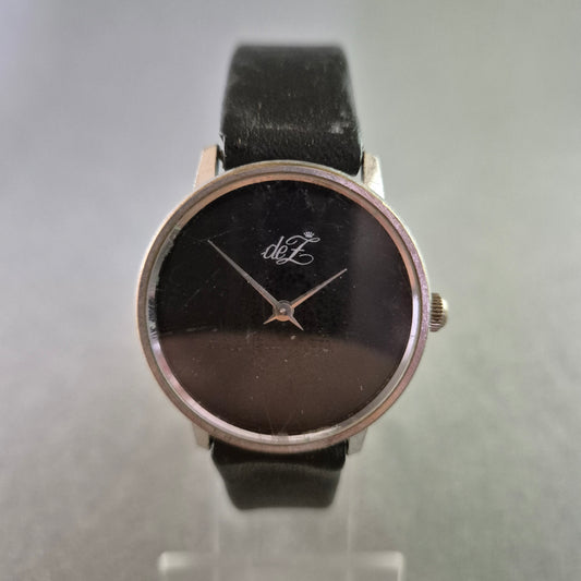 Klassische ZentRa Damenarmbanduhr – Schlichtes Design in Schwarz & Silber