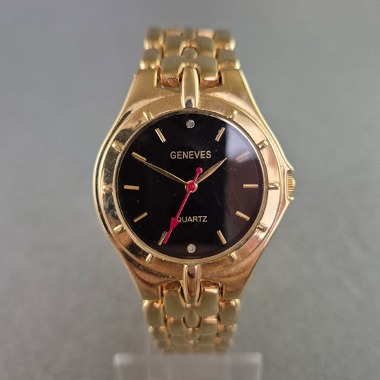 Geneves Damenarmbanduhr in Gold – Klassisches Design mit schwarzem Zifferblatt
