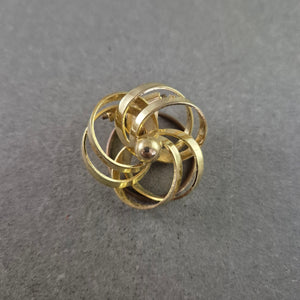 Vintage Brosche Goldfarben – Abstraktes Wirbel Design