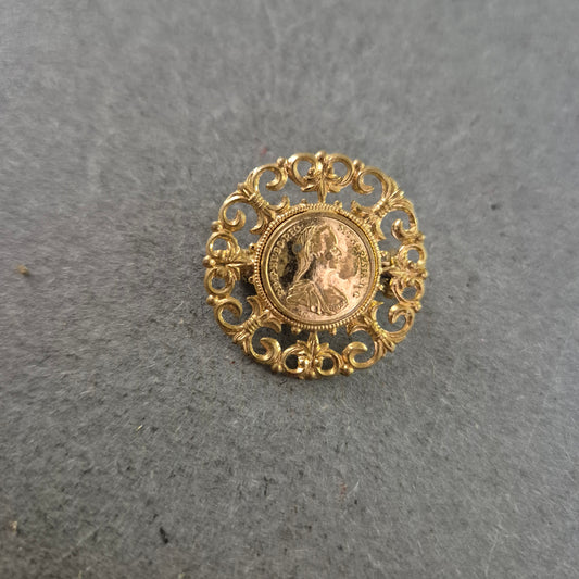 Vintage Brosche Gold – Filigranrahmen & Portrait Münze