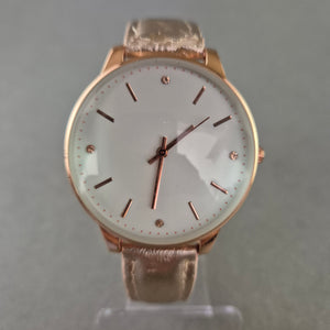 Modische LBVYR Damen Uhr – Roségoldfarben & Schlichtes Zifferblatt