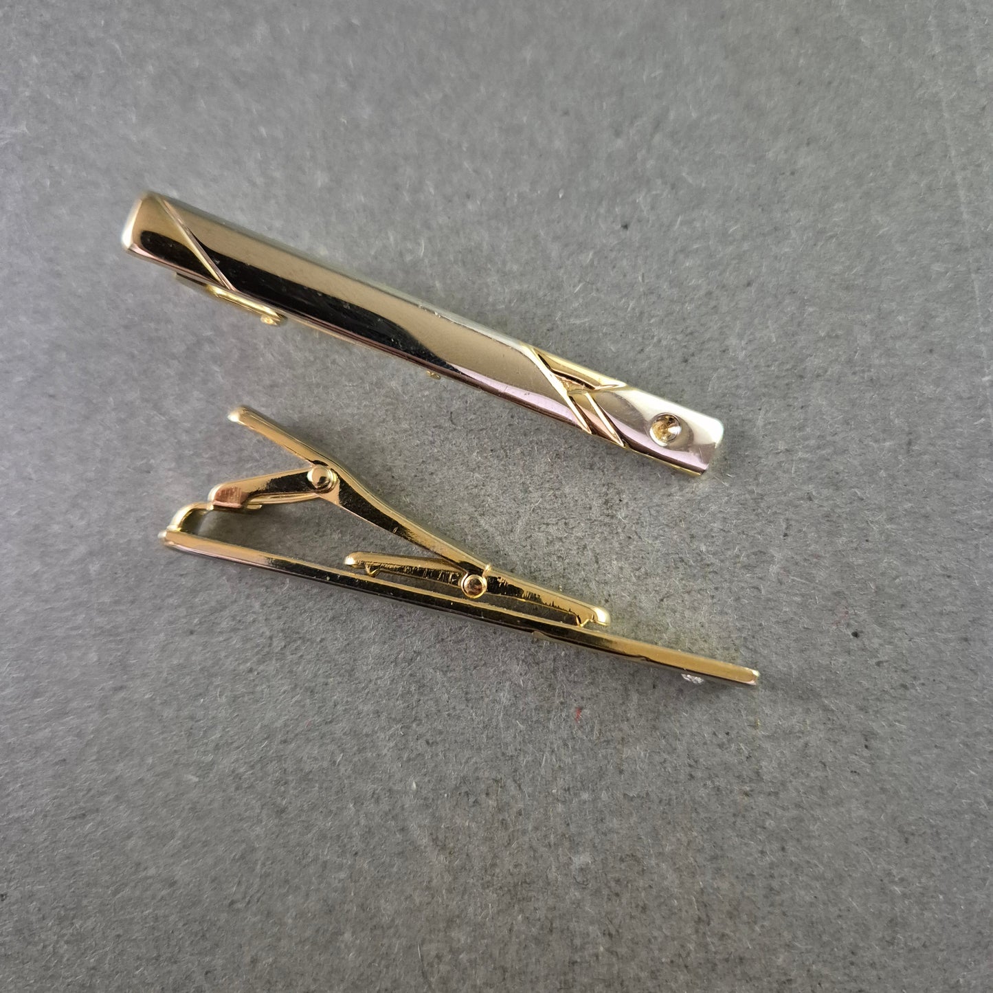 Vintage Krawattenklammern Set – Stilvoll Gold Silber Strass