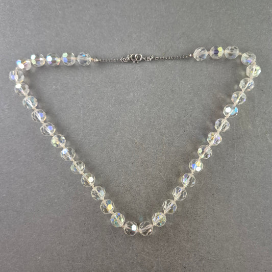 Funkelnde Glasperlen Halskette – Vintage-Look mit Silberverschluss