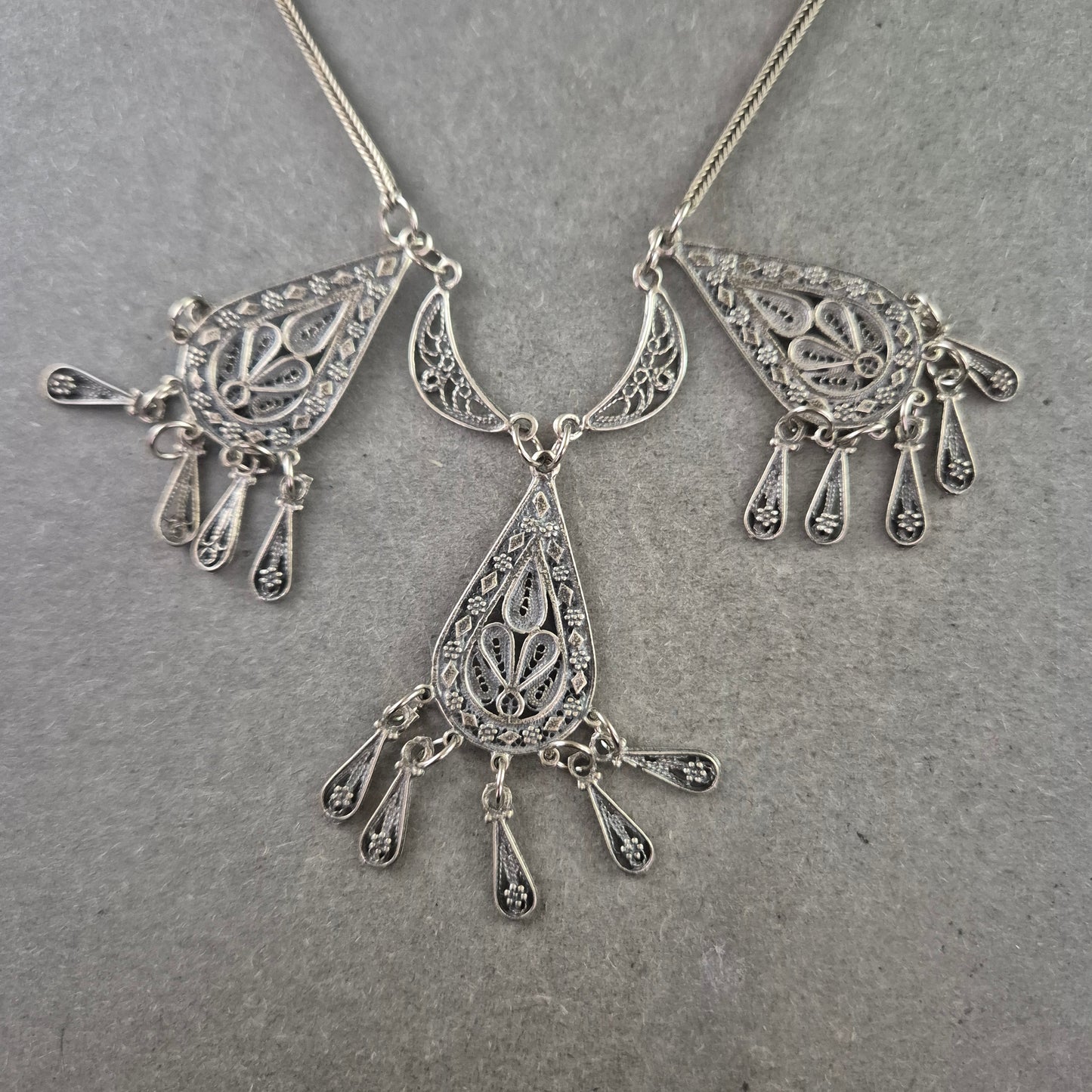 Orientalisch inspirierte Statement Halskette – Filigranes Silberdesign