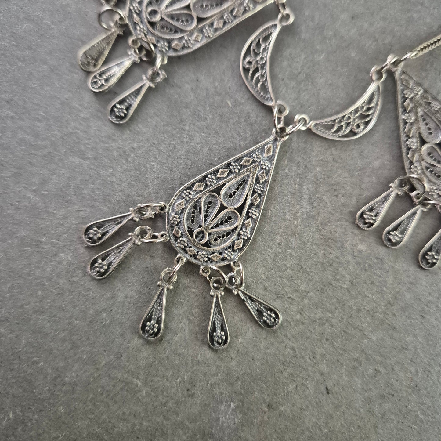 Orientalisch inspirierte Statement Halskette – Filigranes Silberdesign