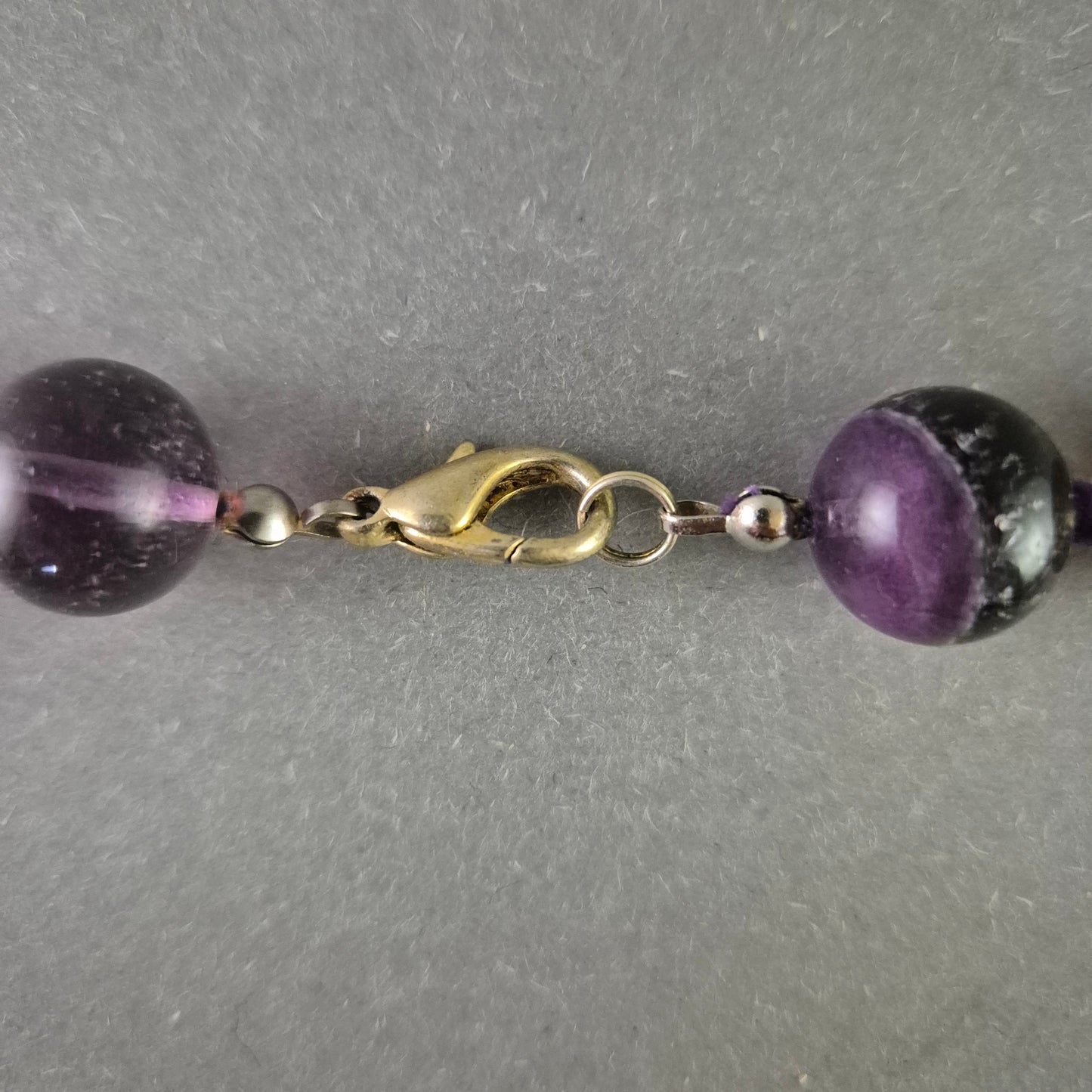 Fluorit Halskette mit Farbverlauf – Sanft schimmernde Edelsteinperlen