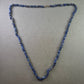 Elegante Kette aus Lapislazuli-Splittern – Ausdrucksstark in Tiefblau