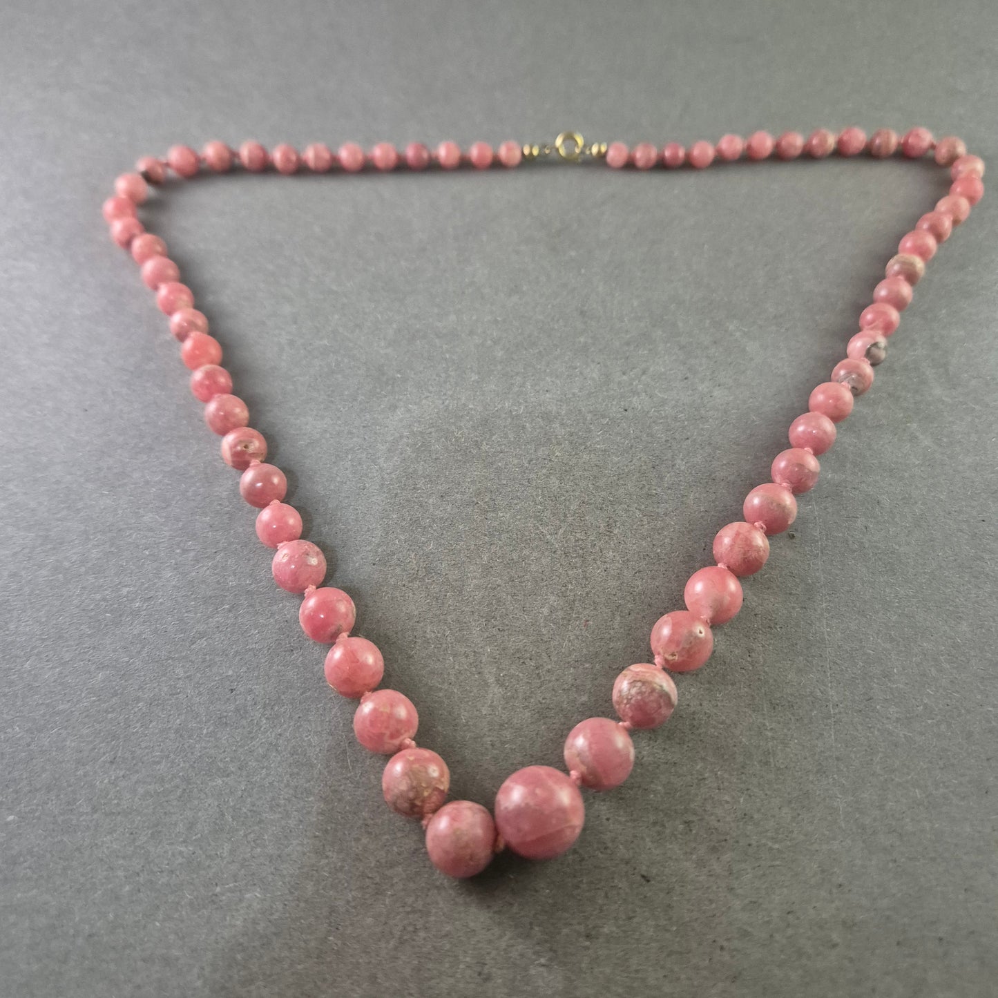 Rhodochrosit Halskette – Sanfte Eleganz in zartem Rosa