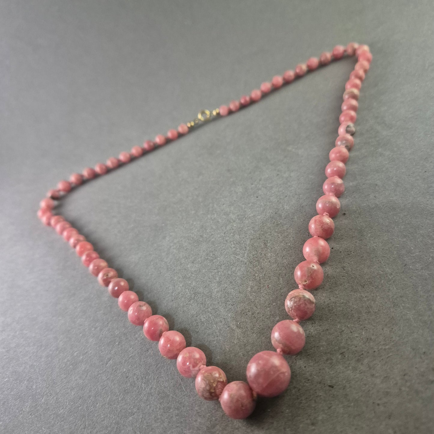 Rhodochrosit Halskette – Sanfte Eleganz in zartem Rosa