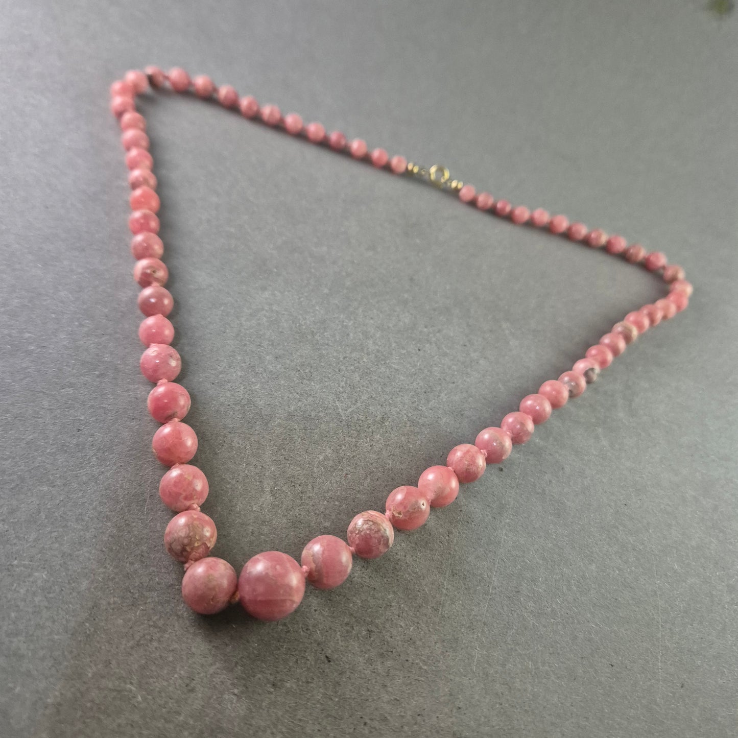 Rhodochrosit Halskette – Sanfte Eleganz in zartem Rosa