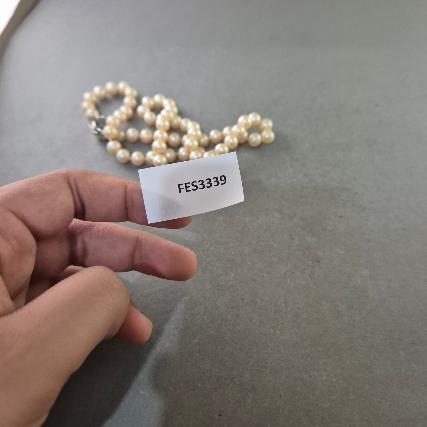 Klassische Perlen Halskette – Eleganz aus zartem Schimmer