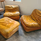 2x Vintage Lounge Sessel + Hocker Leder 1970er 80x100cm