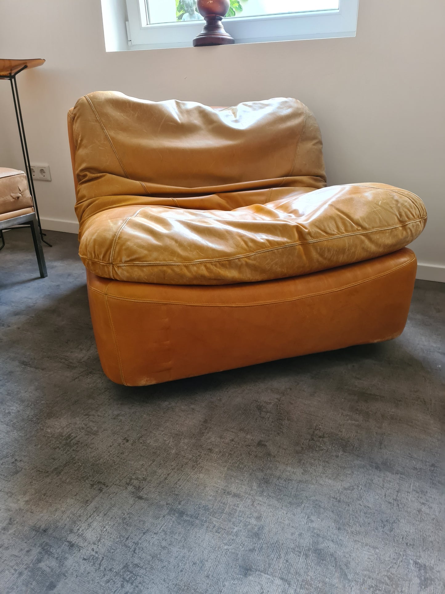 2x Vintage Lounge Sessel + Hocker Leder 1970er 80x100cm