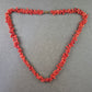Klassische Kette aus roten Korallenchips – Natur pur in kräftigem Rot