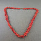 Klassische Kette aus roten Korallenchips – Natur pur in kräftigem Rot