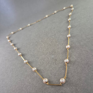 Feine Perlen Halskette mit goldfarbenen Stäben – Zarte Vintage-Eleganz