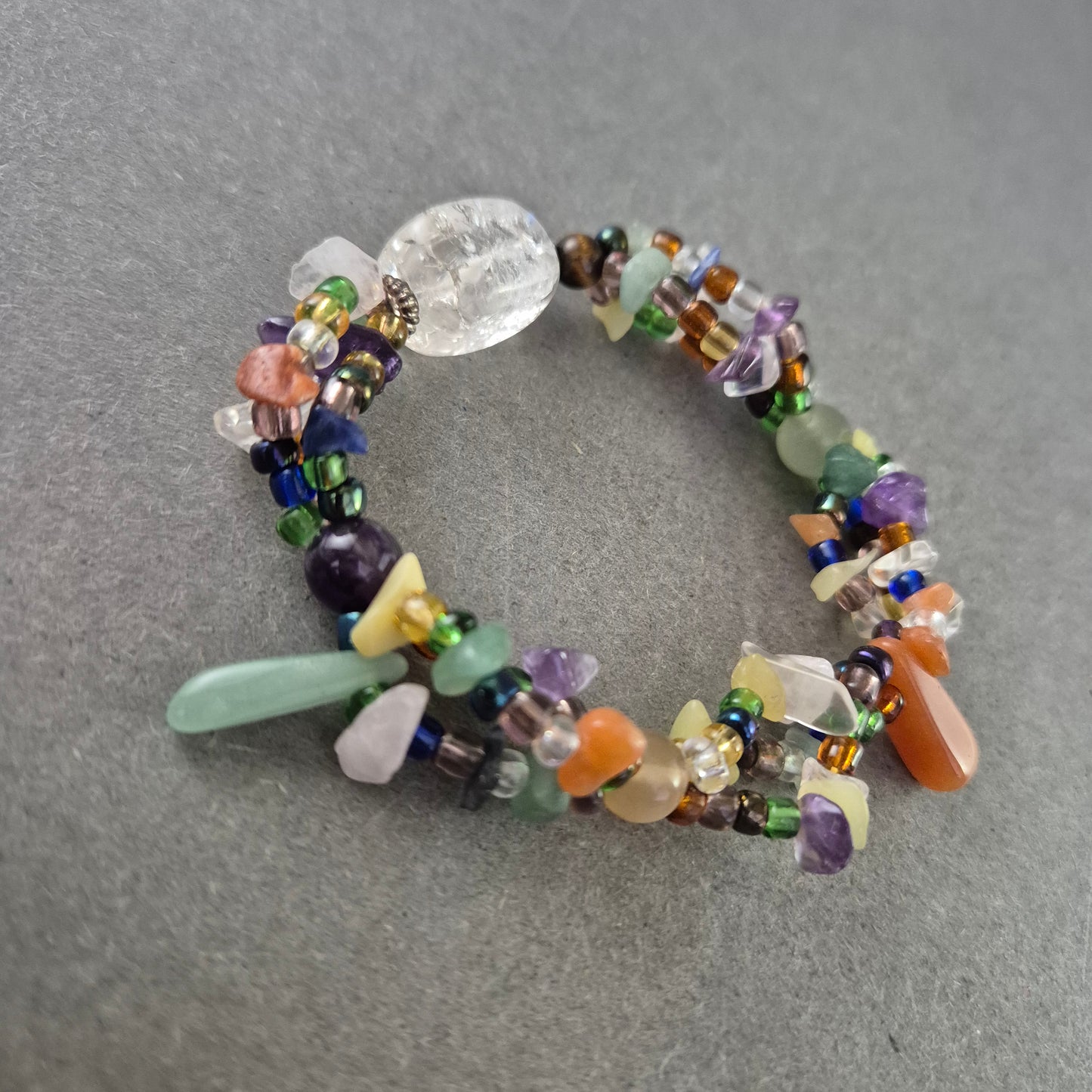 Buntes Edelstein Armband – Farbenfroher Boho-Look mit Natursteinen